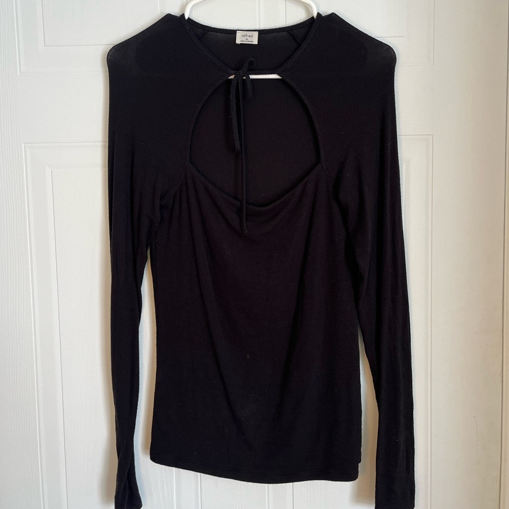 Black Wilfred long sleeve medium